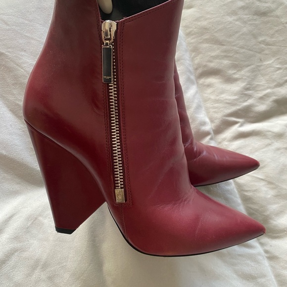 Boots - Picture 13 of 14